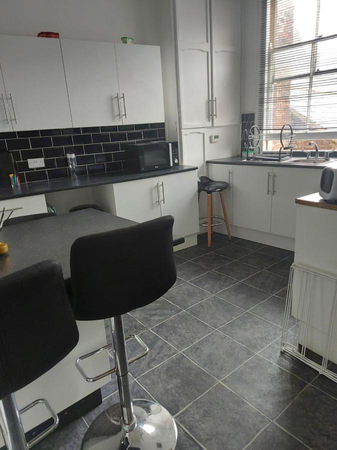 Apartamento Sandyrise Holiday Lets Scarborough Exterior foto